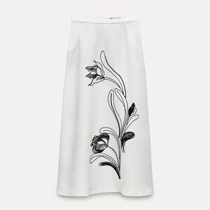 Zara white linen embroidered midi skirt. Size Large